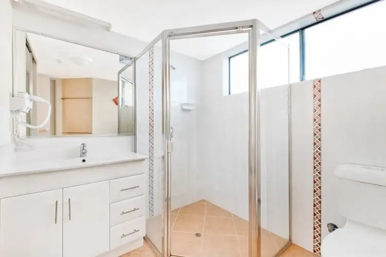 Sixth view of Homely unit listing, 5/104 River Esplanade, Mooloolaba QLD 4557