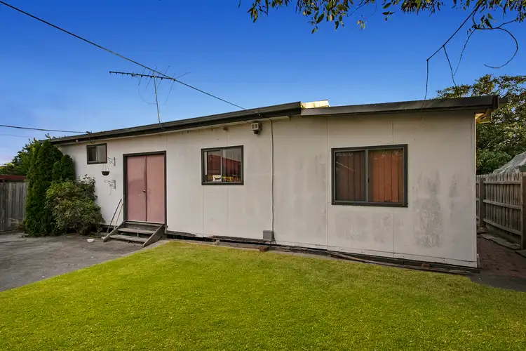 Sixth view of Homely house listing, 8 Treesbank Avenue, Springvale VIC 3171