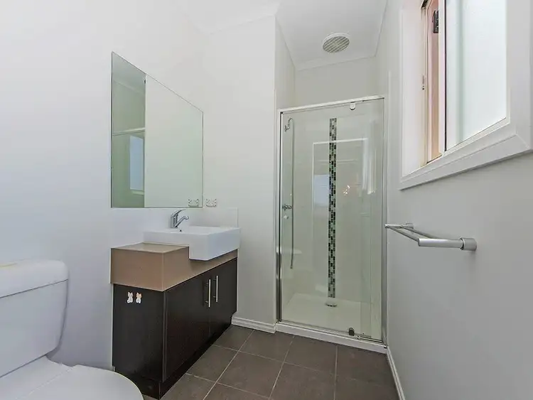 Seventh view of Homely house listing, 15 Tuana Place, Truganina VIC 3029