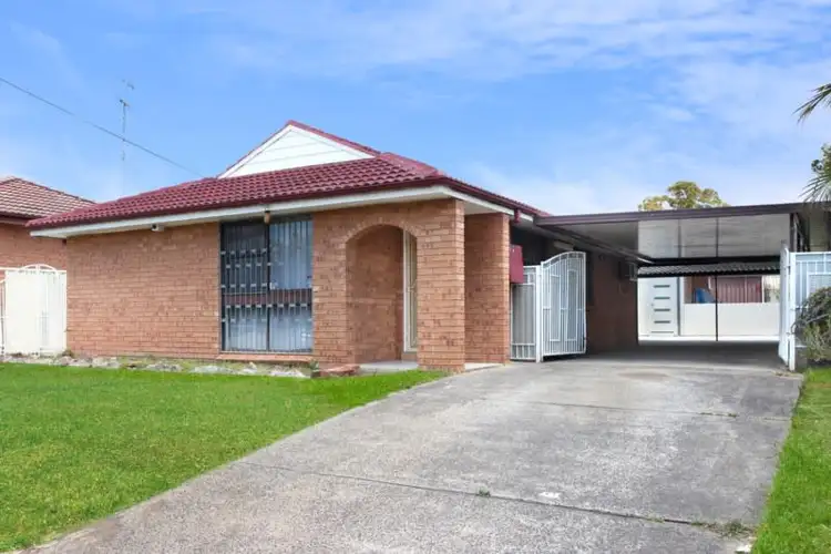 105 St Johns Road, Green Valley NSW 2168
