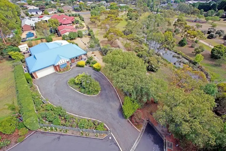16 Lara Boulevard, Lara VIC 3212