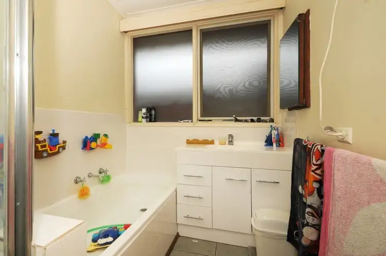 Sixth view of Homely house listing, 16 Hoya Crescent, Frankston North VIC 3200