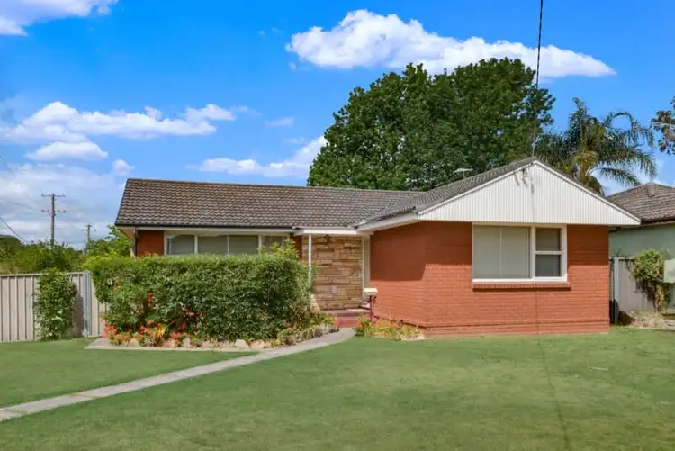 56 Beale Crescent, Fairfield West NSW 2165