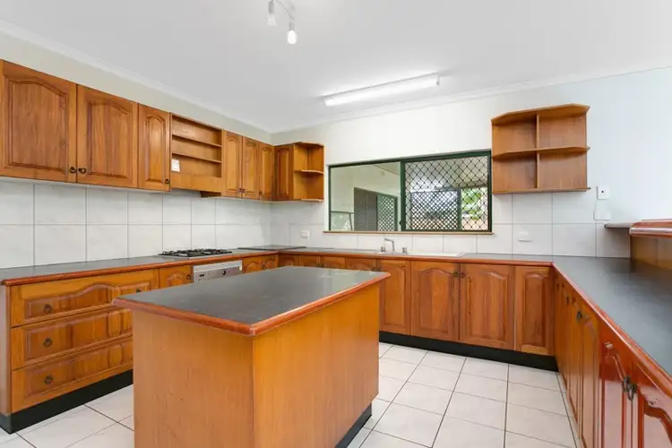 277 Robert Road, Bentley Park QLD 4869