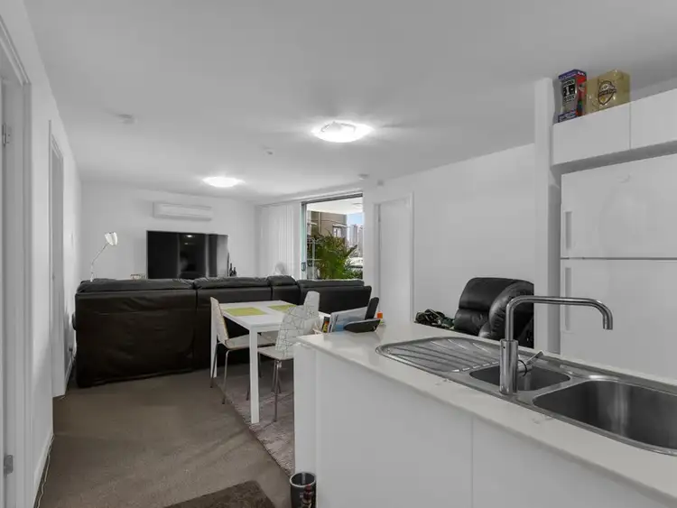 Sixth view of Homely apartment listing, 2505/92 Quay Street, Brisbane QLD 4000
