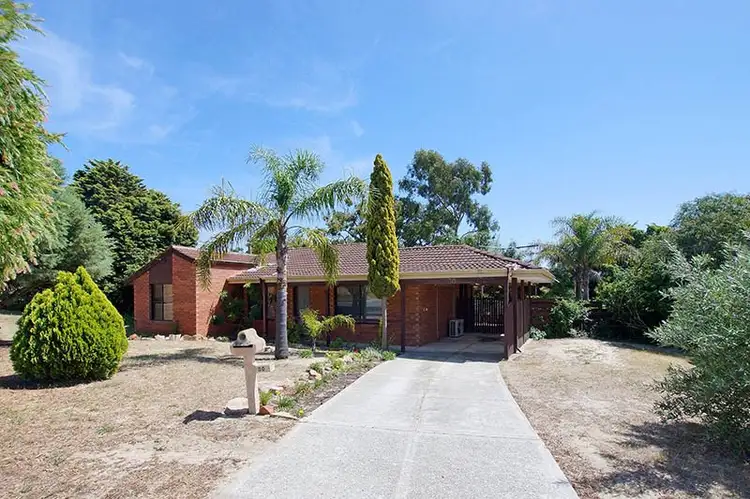 30 Oakleaf Circle, Mirrabooka WA 6061
