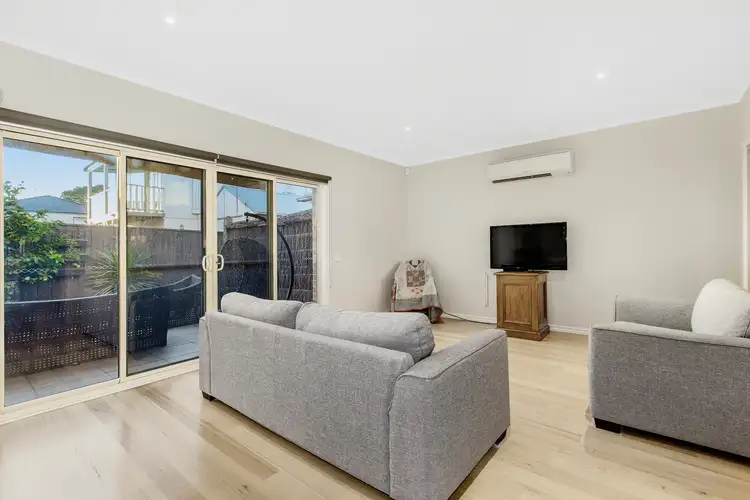 Third view of Homely townhouse listing, 2/26 Dallas Avenue, Hughesdale VIC 3166