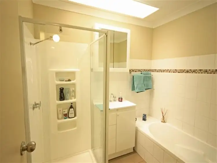 Fourth view of Homely house listing, 6 Clover Place, Macquarie Fields NSW 2564