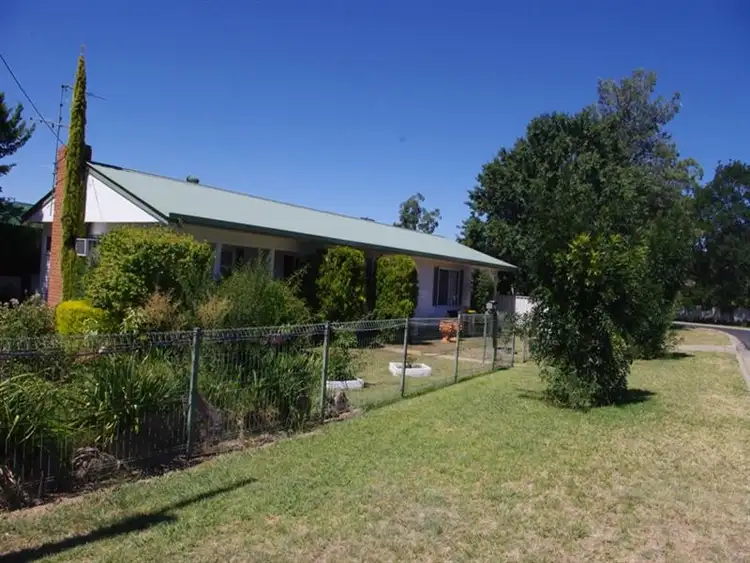 31 Rose Street, Inverell NSW 2360