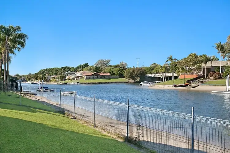 11 River Crescent, Broadbeach Waters QLD 4218