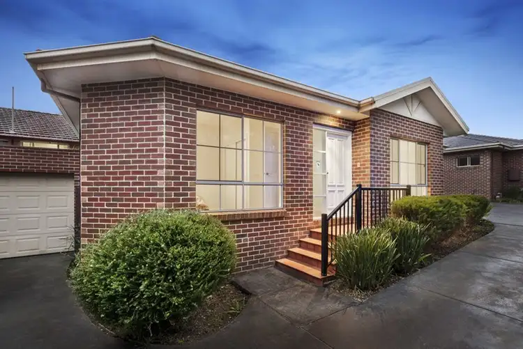 Main view of Homely house listing, 2/27 Wridgway Avenue, Burwood VIC 3125