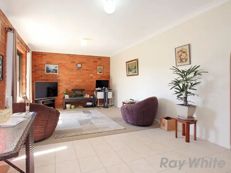 2/59 Prince Edward Parade, Redcliffe QLD 4020