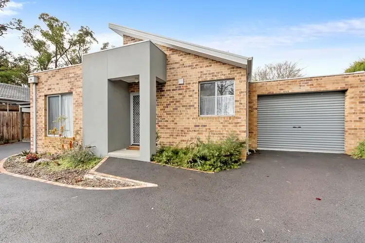 2/68 Birmingham Road, Mount Evelyn VIC 3796