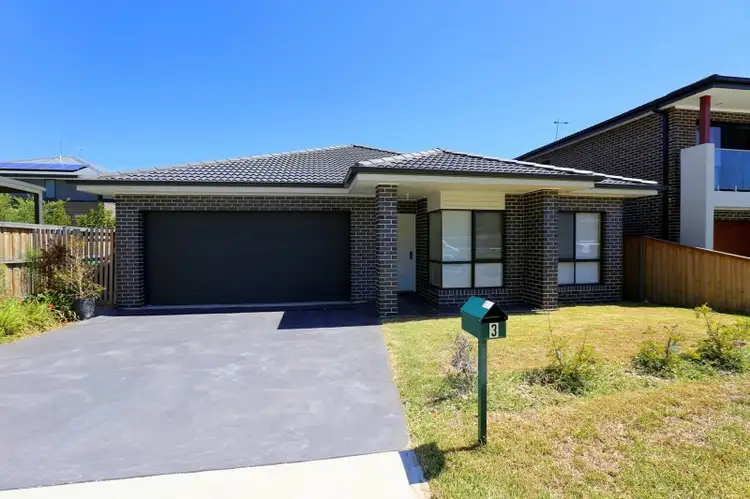 3 Purvis Avenue, Potts Hill NSW 2143