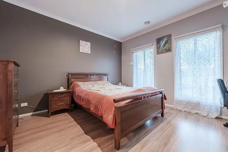 Seventh view of Homely house listing, 3 Brixton Place, Craigieburn VIC 3064