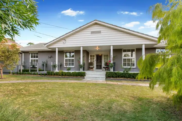 8 Leighton Court, Frankston VIC 3199