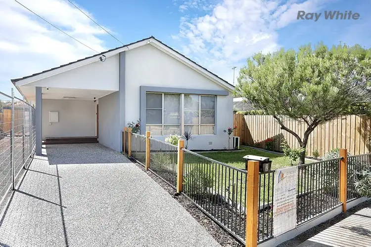 2 Cropley Crescent, Point Cook VIC 3030