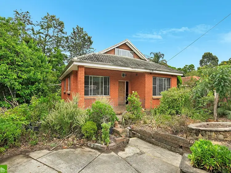 3 Rickard Road, Unanderra NSW 2526