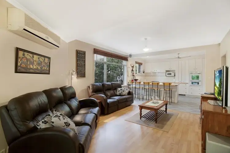Third view of Homely house listing, 3 Canberra Grove, Beaumaris VIC 3193