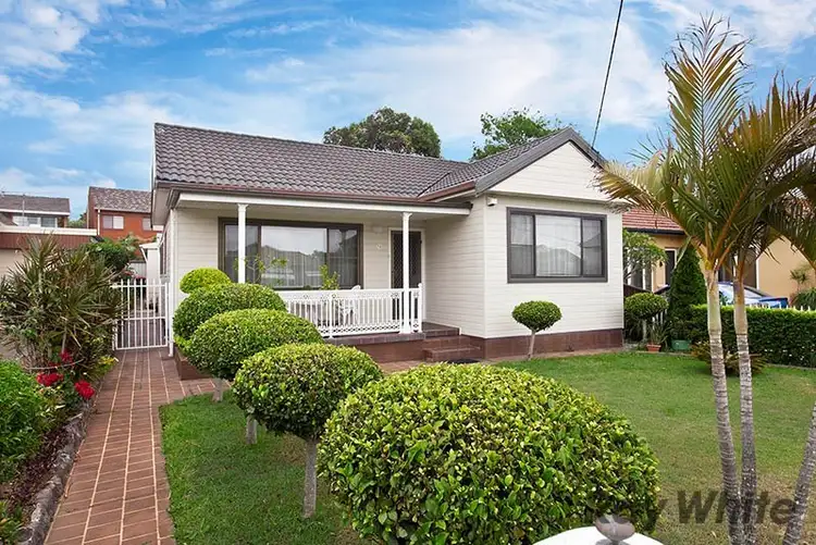 28 Oakleigh Avenue, Banksia NSW 2216