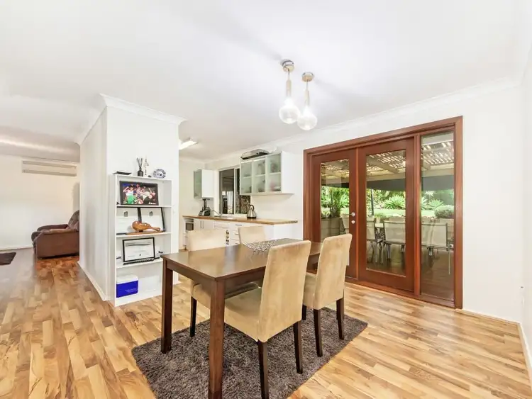 Second view of Homely house listing, 5 Burgundy Court, Highland Park QLD 4211