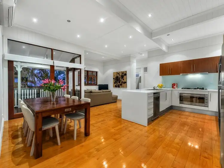 31 Orchard Street, Hawthorne QLD 4171