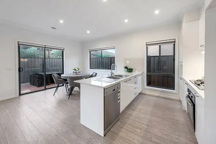 Fourth view of Homely house listing, 7 Pembury Street, Craigieburn VIC 3064