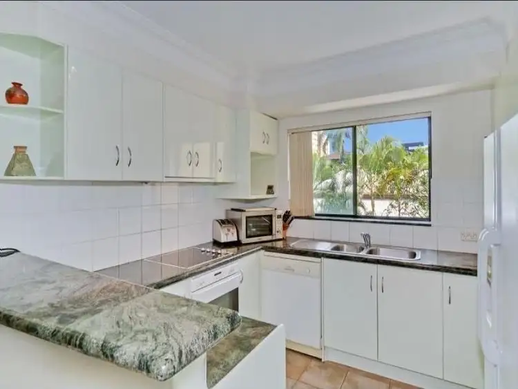 Sixth view of Homely apartment listing, 10/39 Cairns Street, Kangaroo Point QLD 4169