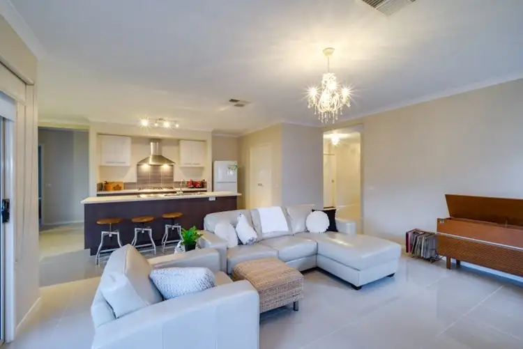Seventh view of Homely house listing, 19 Holiday Court, Truganina VIC 3029