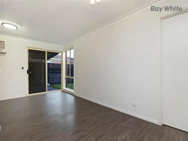 Fifth view of Homely house listing, 7 Alexander Close, Delahey VIC 3037