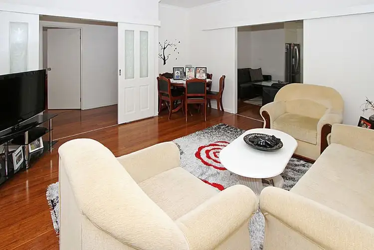 Fourth view of Homely house listing, 1 Glenfield Court, Lalor VIC 3075