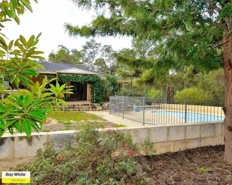 15 Muscat Terrace, The Vines WA 6069