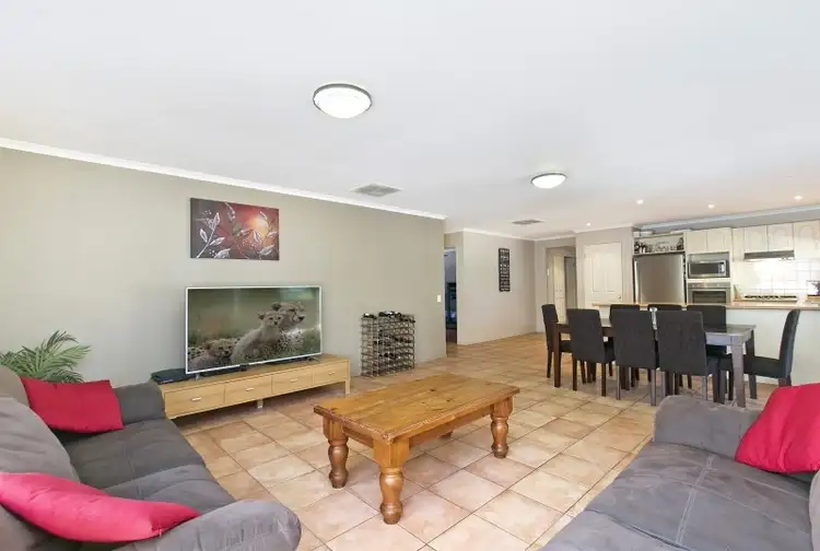 Fifth view of Homely house listing, 7 Glenmore Court, Paralowie SA 5108