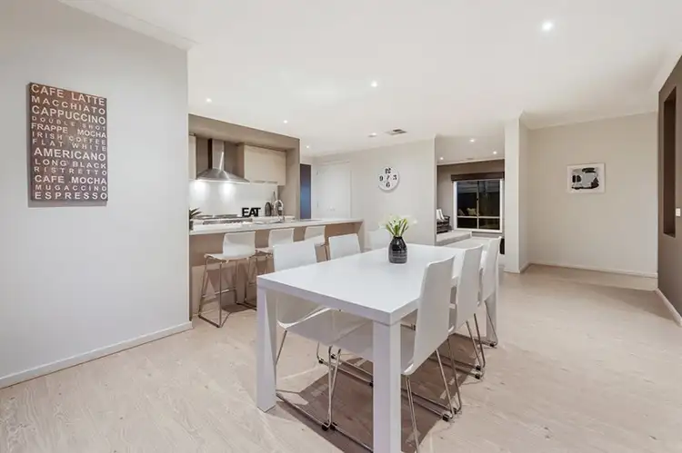 Fifth view of Homely house listing, 6 Cavalier Drive, Craigieburn VIC 3064