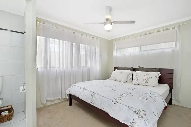 Fifth view of Homely unit listing, 4 'Cascade Lodge' 16 Rosewood Avenue, Broadbeach QLD 4218