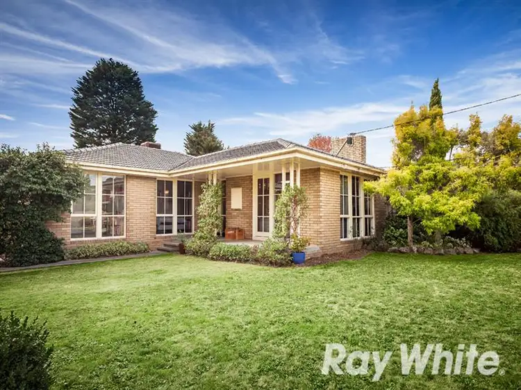 39 Pickford Street, Burwood East VIC 3151