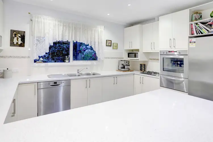 Fourth view of Homely house listing, 28 Seaview Close, Rosebud VIC 3939