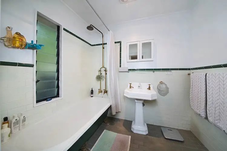 Fifth view of Homely house listing, 4 Dell Street, Blackheath NSW 2785