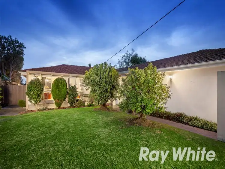 32 Livingstone Road, Vermont South VIC 3133