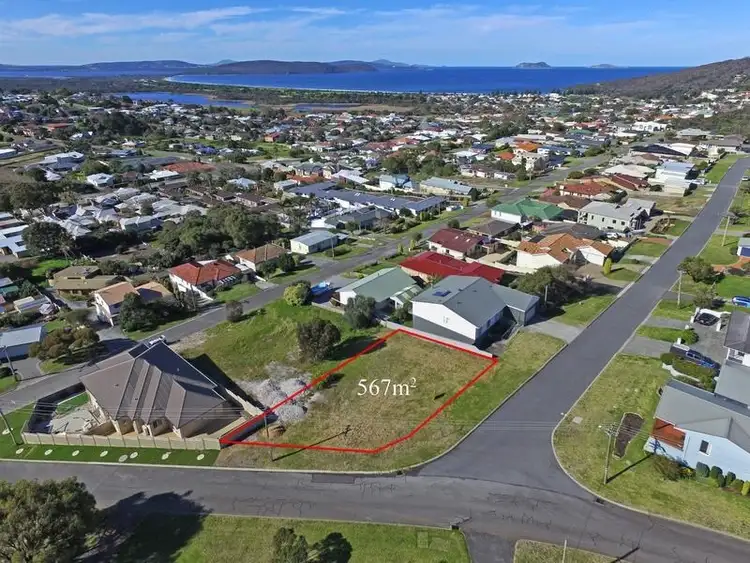 16 Hay Street, Mount Clarence WA 6330
