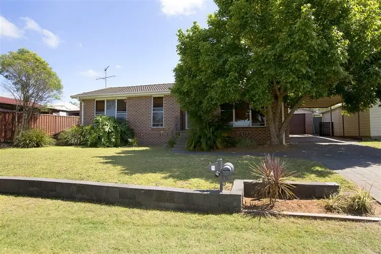 2 Mahogany Cl., Cranebrook NSW 2749