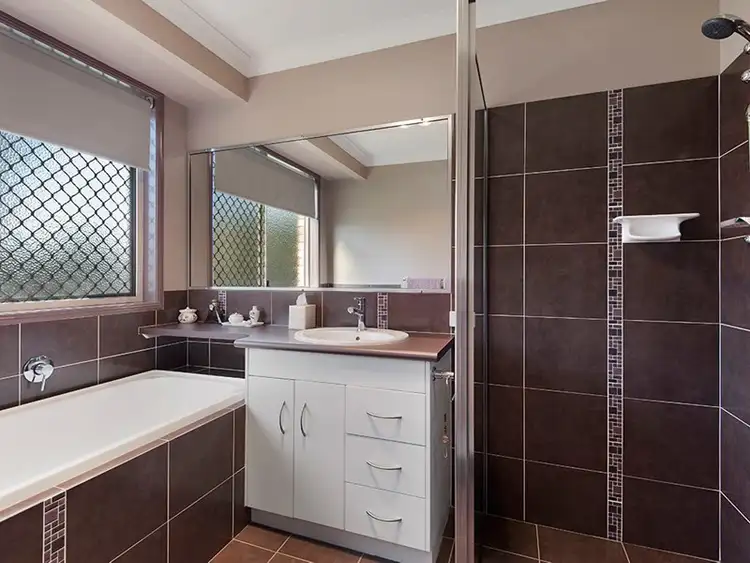 Fourth view of Homely house listing, 9 Leslie Lane, Hendon QLD 4362