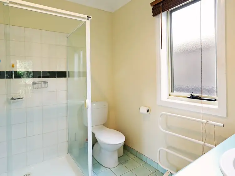 Fifth view of Homely house listing, 25 Parkwood Drive, Highton VIC 3216