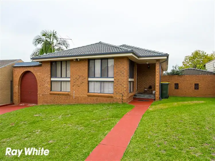 2 Wewak Place, Bossley Park NSW 2176