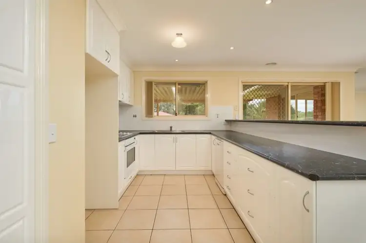 Sixth view of Homely house listing, 6 Yeomans Place, Kooringal NSW 2650
