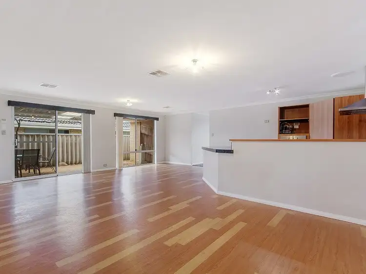 Second view of Homely house listing, 18 Hueston Lookout, Leda WA 6170