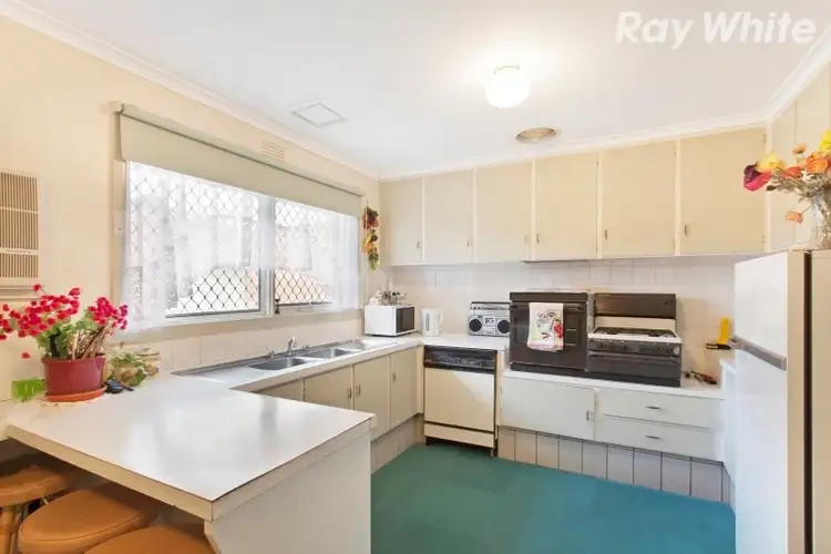 Fourth view of Homely house listing, 4 Jean Court, Keysborough VIC 3173