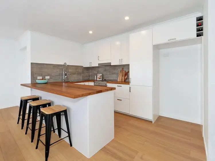 Fifth view of Homely unit listing, 6/43 Chelsea Avenue, Broadbeach QLD 4218