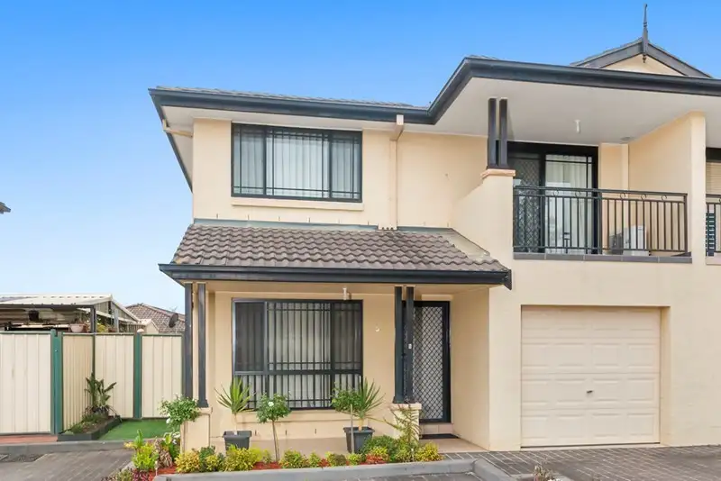 Main view of Homely townhouse listing, 5/8 Stannum Close, Hinchinbrook NSW 2168