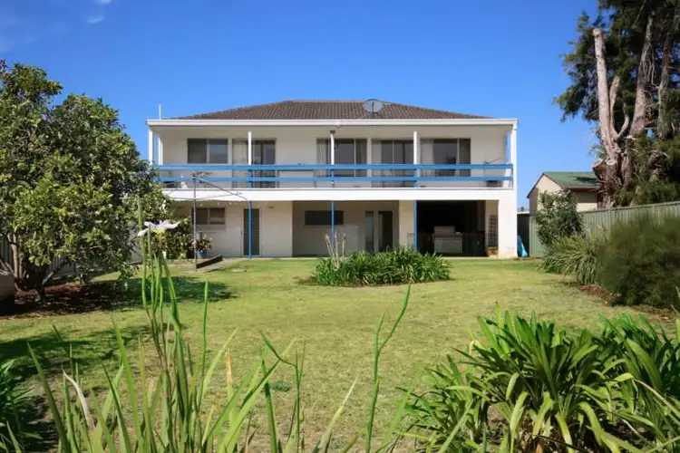 13 Plunkett Street, Nowra NSW 2541